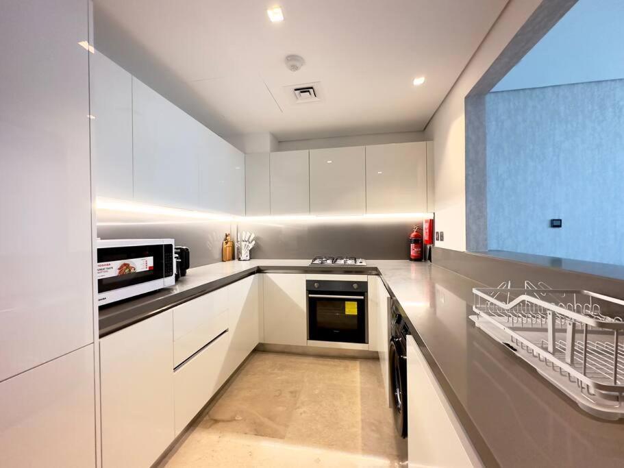 अपार्टमेंट Dar Vacation - Modern & Stylish 2br Near Burj Khalifa